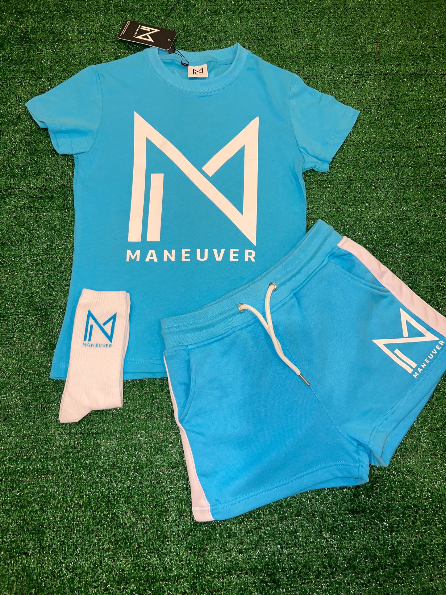 Maneuver Women Fleece Short set